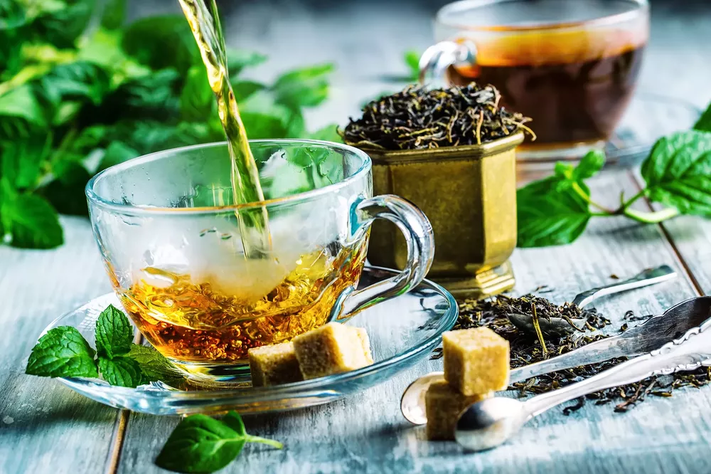 Infusiones de plantas medicinales para combartir el estrés de manera natural.